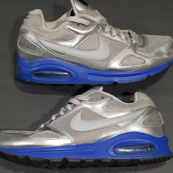 Nike Other - Vintage 2010 Nike Air Max Classics SI